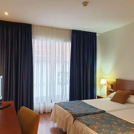 Hotel Camarena 3*
